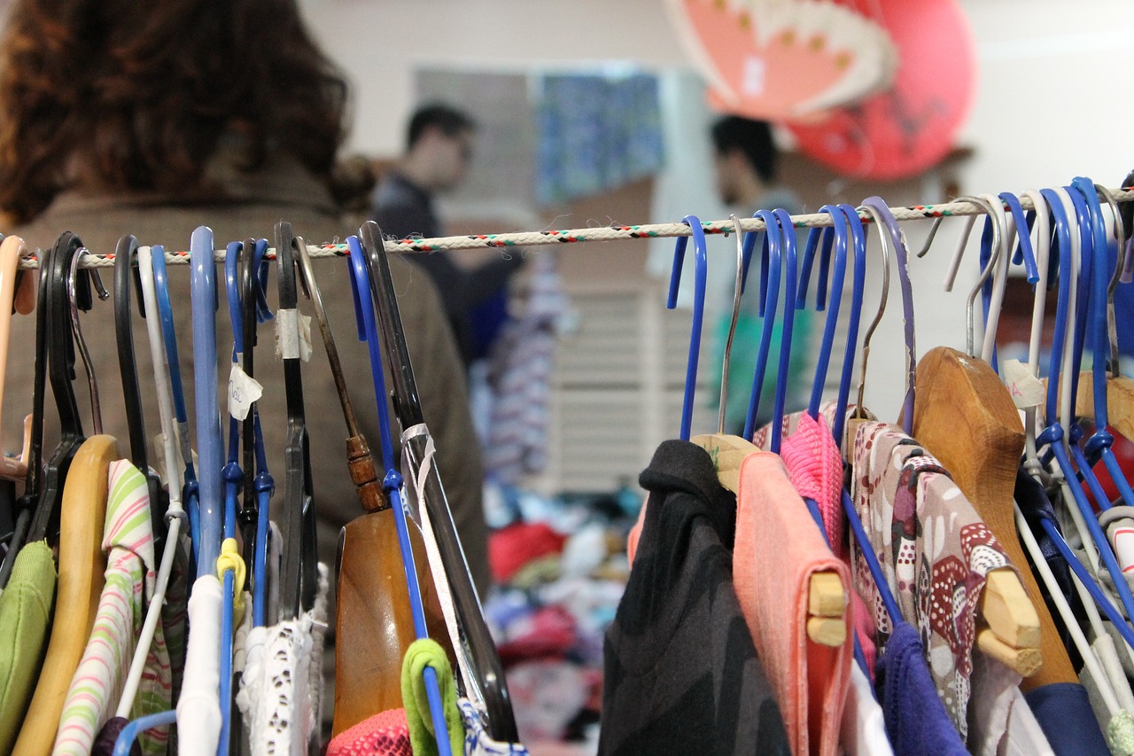 How to Quit Fast Fashion and Still Look Chic?